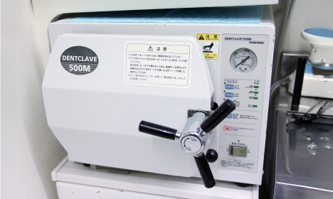 高圧蒸気滅菌器（オートクレーブ）の画像